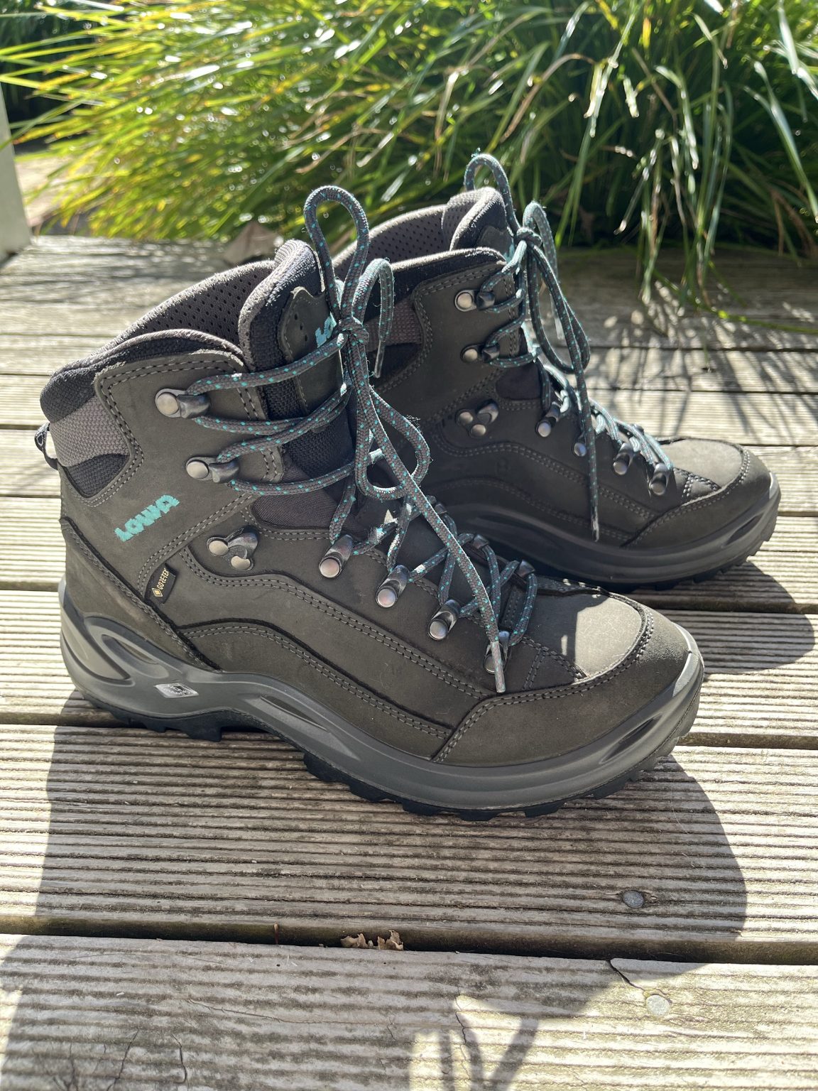 Near New  - Lowa Renegade GTX boots - UK5.5 / EU 39 / US L 7.5