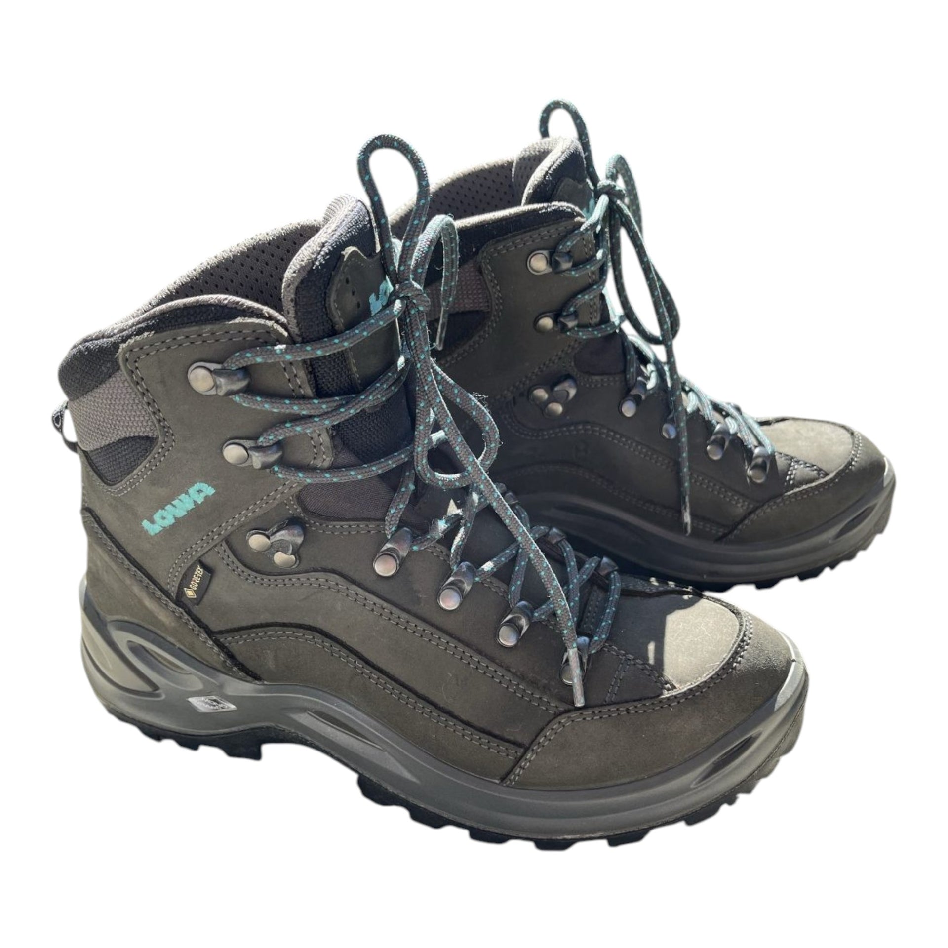 Near New Lowa Renegade GTX boots — UK 5.5 / EU 39 / US Women’s 7.5