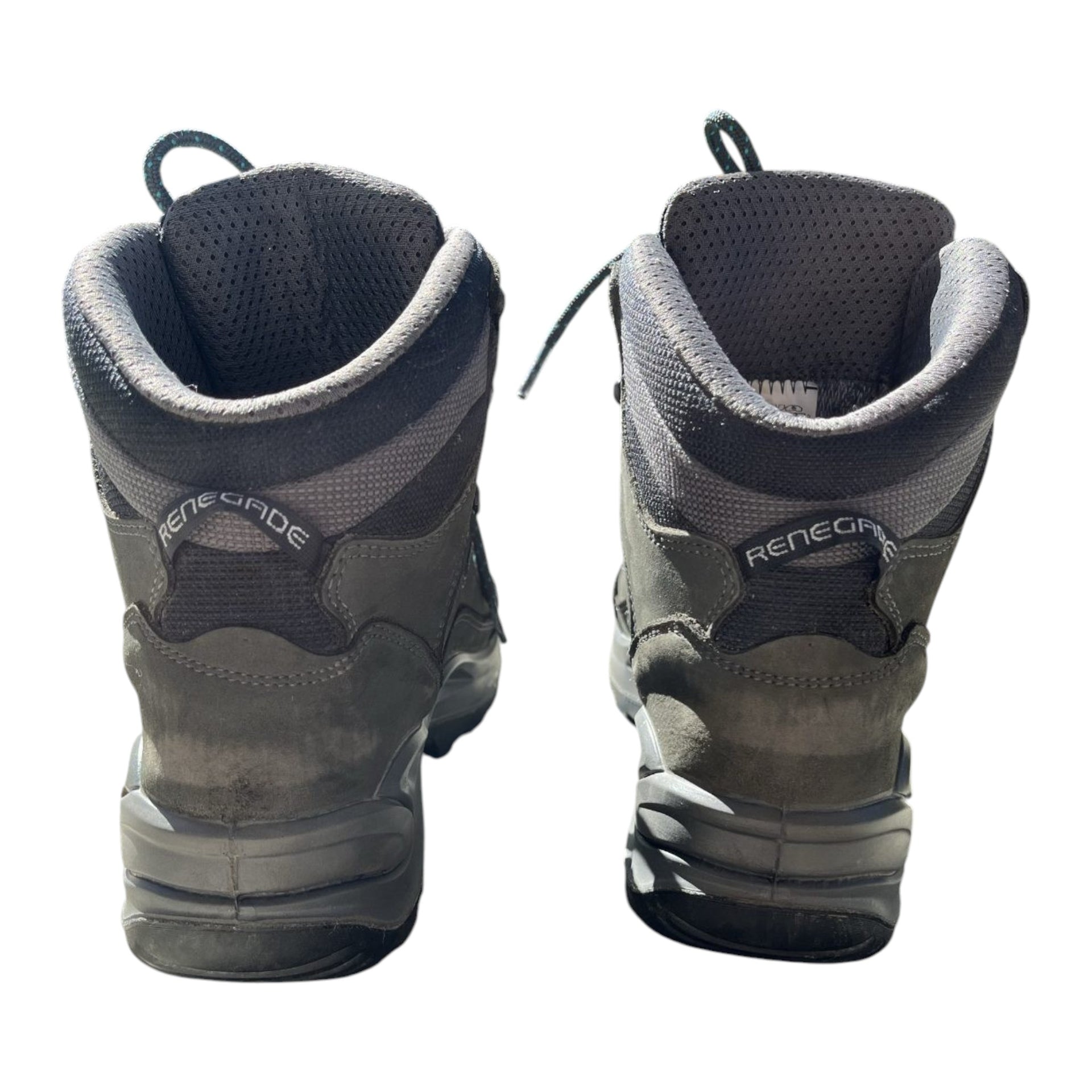 Near New Lowa Renegade GTX boots — UK 5.5 / EU 39 / US Women’s 7.5
