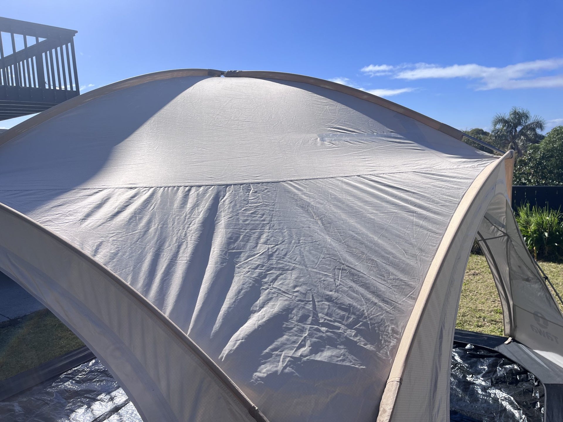 Large Family Camping Tent + Inner Room + Awning – Excellent Condition
