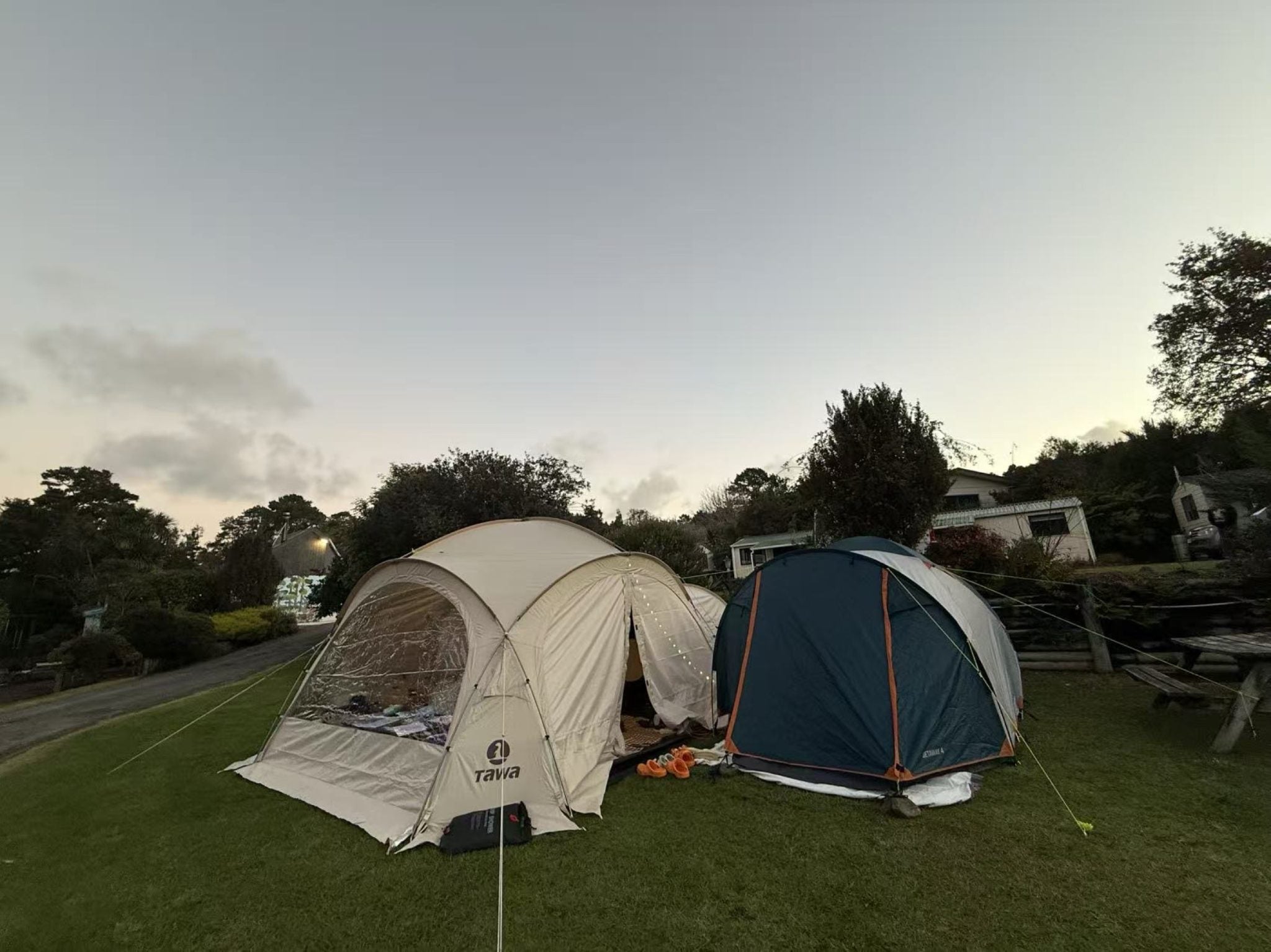 Large Family Camping Tent + Inner Room + Awning – Excellent Condition