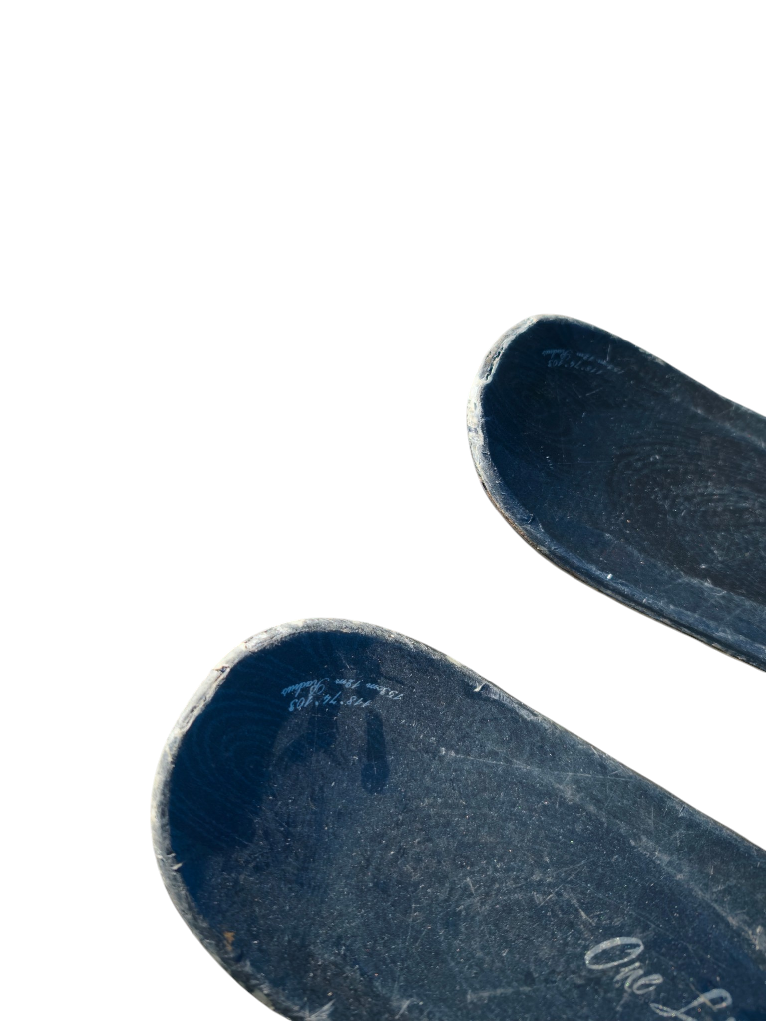 153cm Carving Skis with Salomon SP100 Bindings