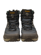 Pair of Topo Athletic Trailventure 2 WP hiking boots – front view showing laces and toe caps
