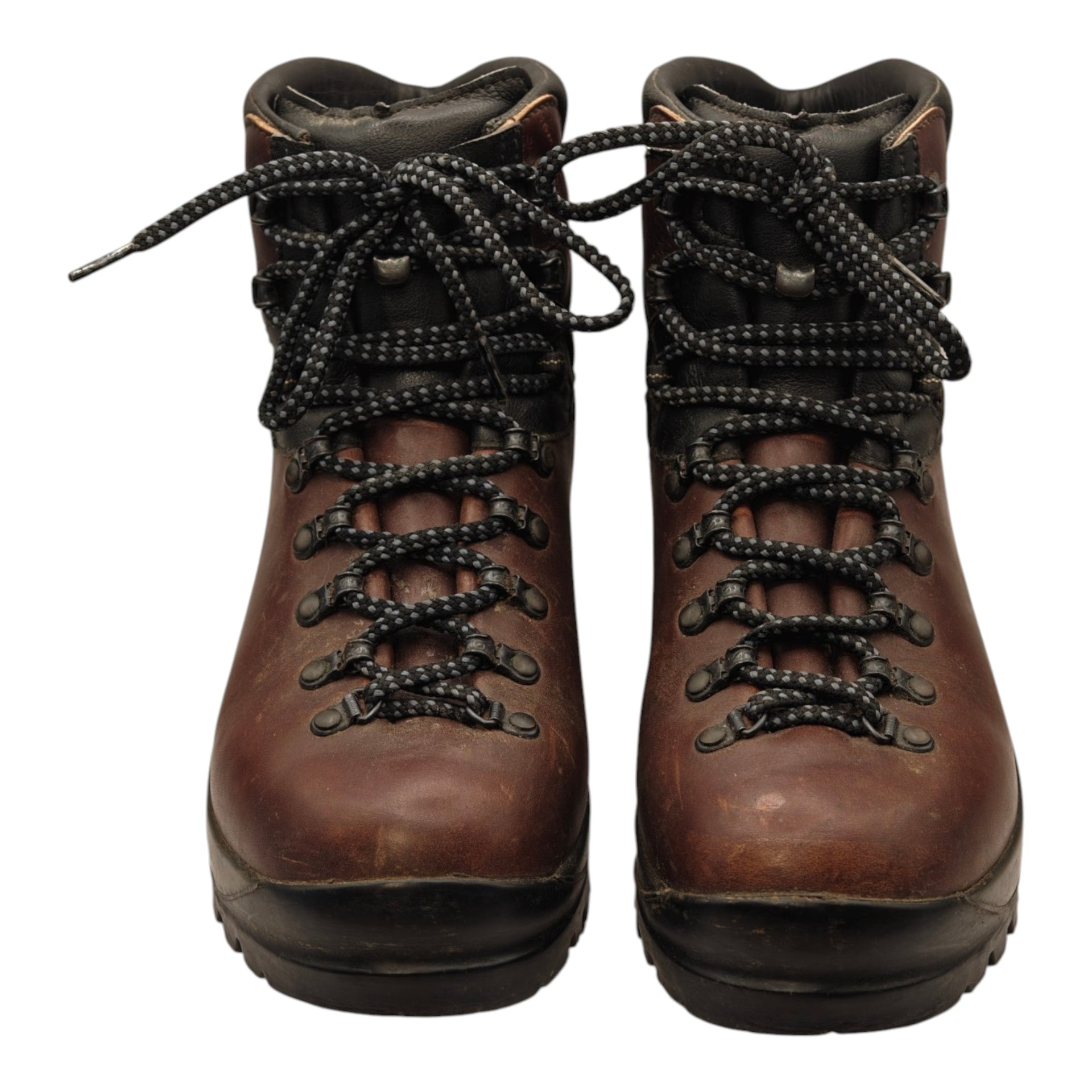 Front view of Scarpa leather hiking boots size 42