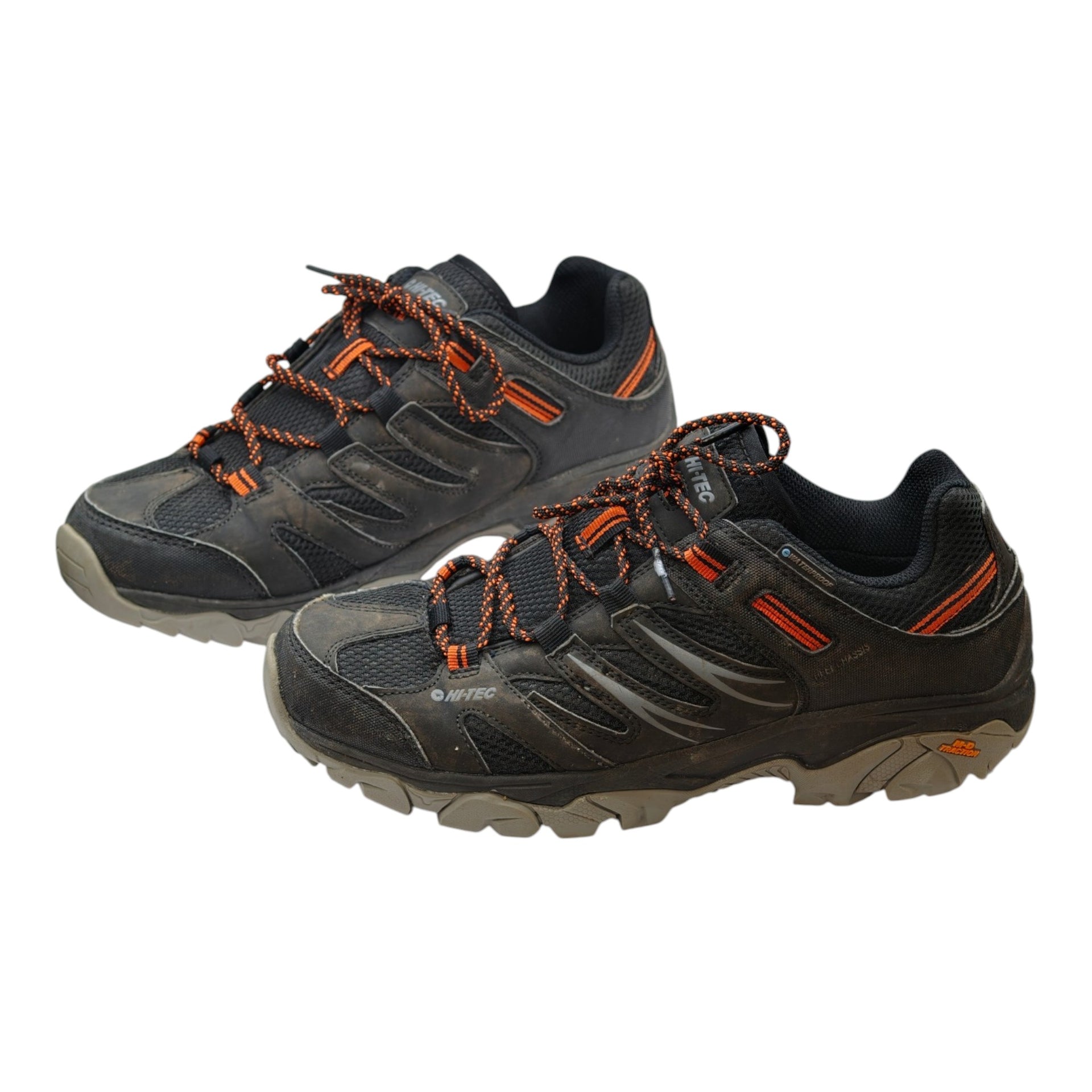 Side view of Hi-Tec Tarantula Low WP hiking shoes