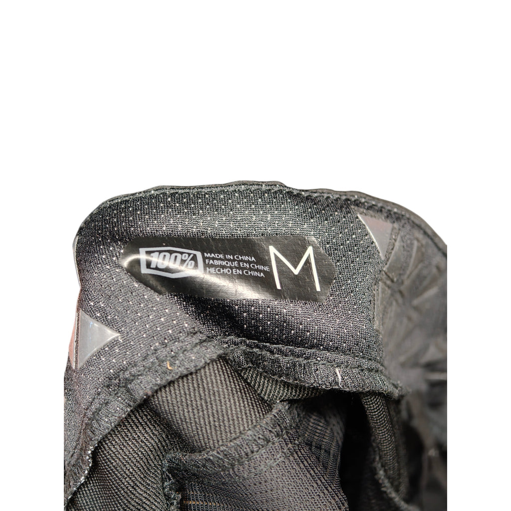 100% Mountain Bike Shorts - Medium - model label