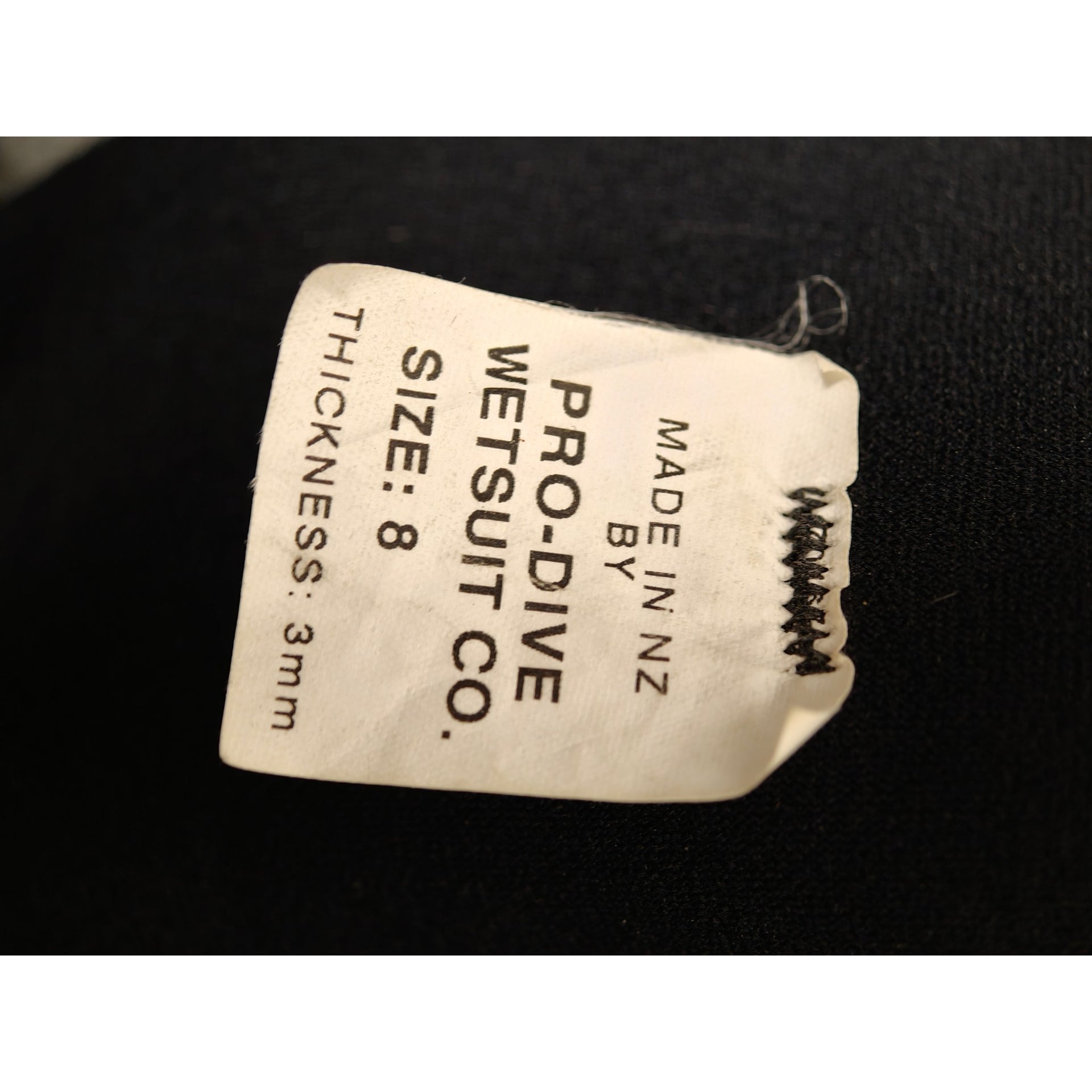 Pro-Dive 3 mm Shorty Wetsuit - Size 8 - model label