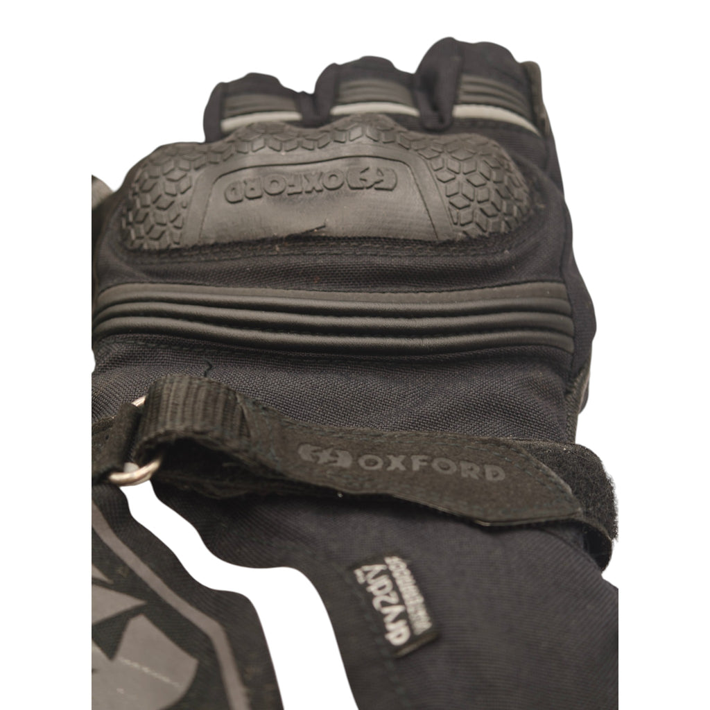 Oxford Montreal 4.0 Motorcycle Gloves - M - Black - actual item photo 3