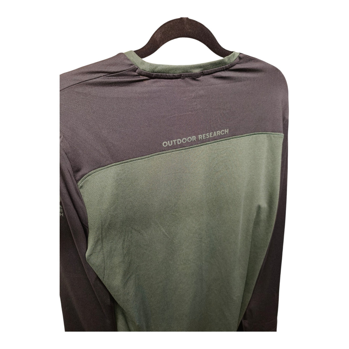 Outdoor Research Freewheel Long Sleeve MTB Jersey - Men's S — back neck detail