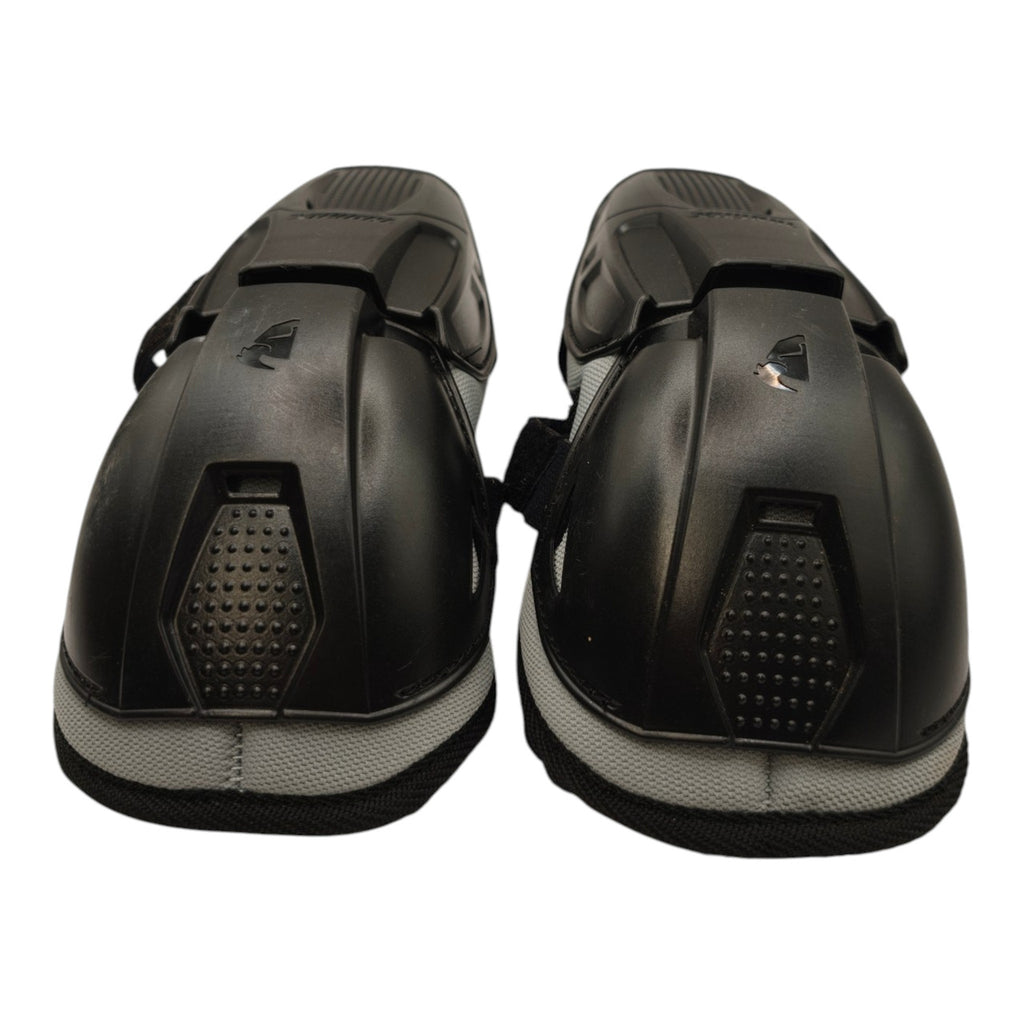 Thor Quadrant adult elbow guards - alternate front view