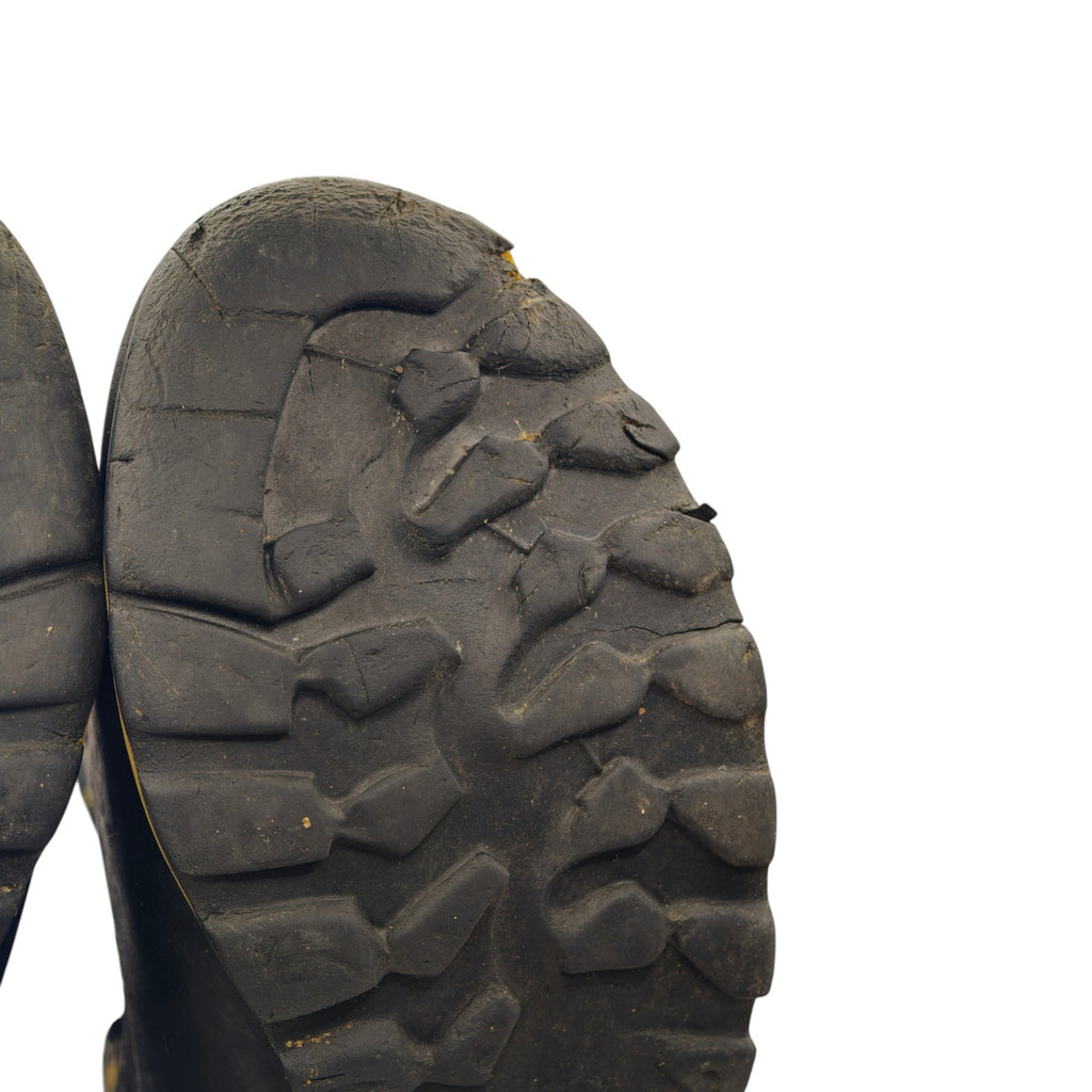 La Sportiva Gore-Tex Boots. EU 45. Sole and Tongue Damage. detail 23. Supplied view 24.