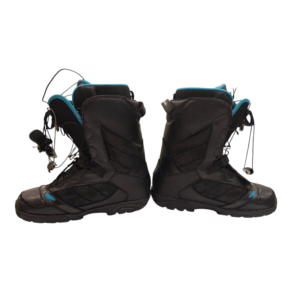 Northwave Snowboard Boots - Mens US 9 / EU 42 - Black and Blue - side profiles of both boots