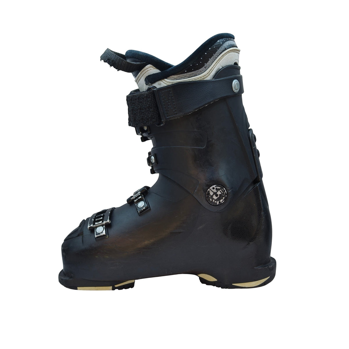 ReGear Atomic Hawx Magna 90 W women's black alpine ski boots, size 24/24.5, with 4 buckles and a power strap.
