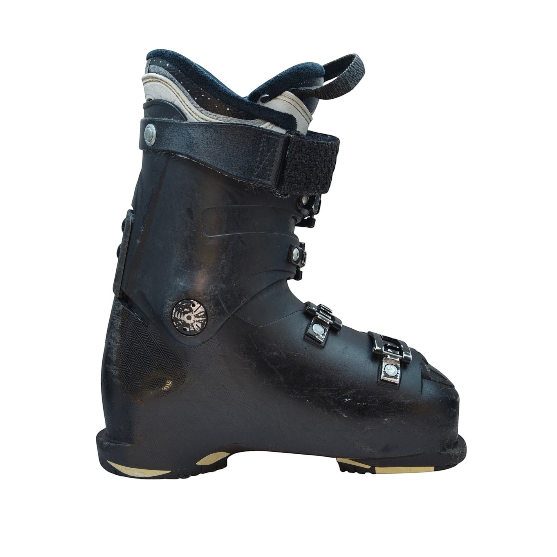 ReGear Atomic Hawx Magna 90 W ski boots, black, size 24/24.5 Mondo. Wide fit, 90 flex, 4 buckles.