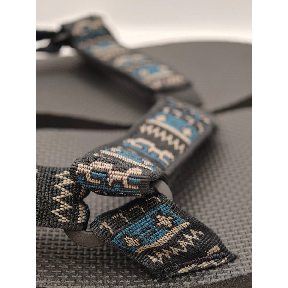 Teva Original Universal Men's Sandals - US 9 - Patterned - pattern detail
