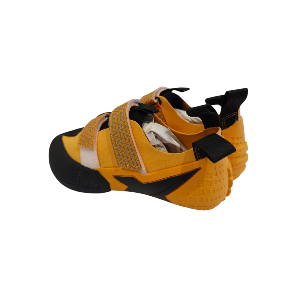 Unbranded Climbing Shoes - Yellow / Black - EUR 39 - left facing pair
