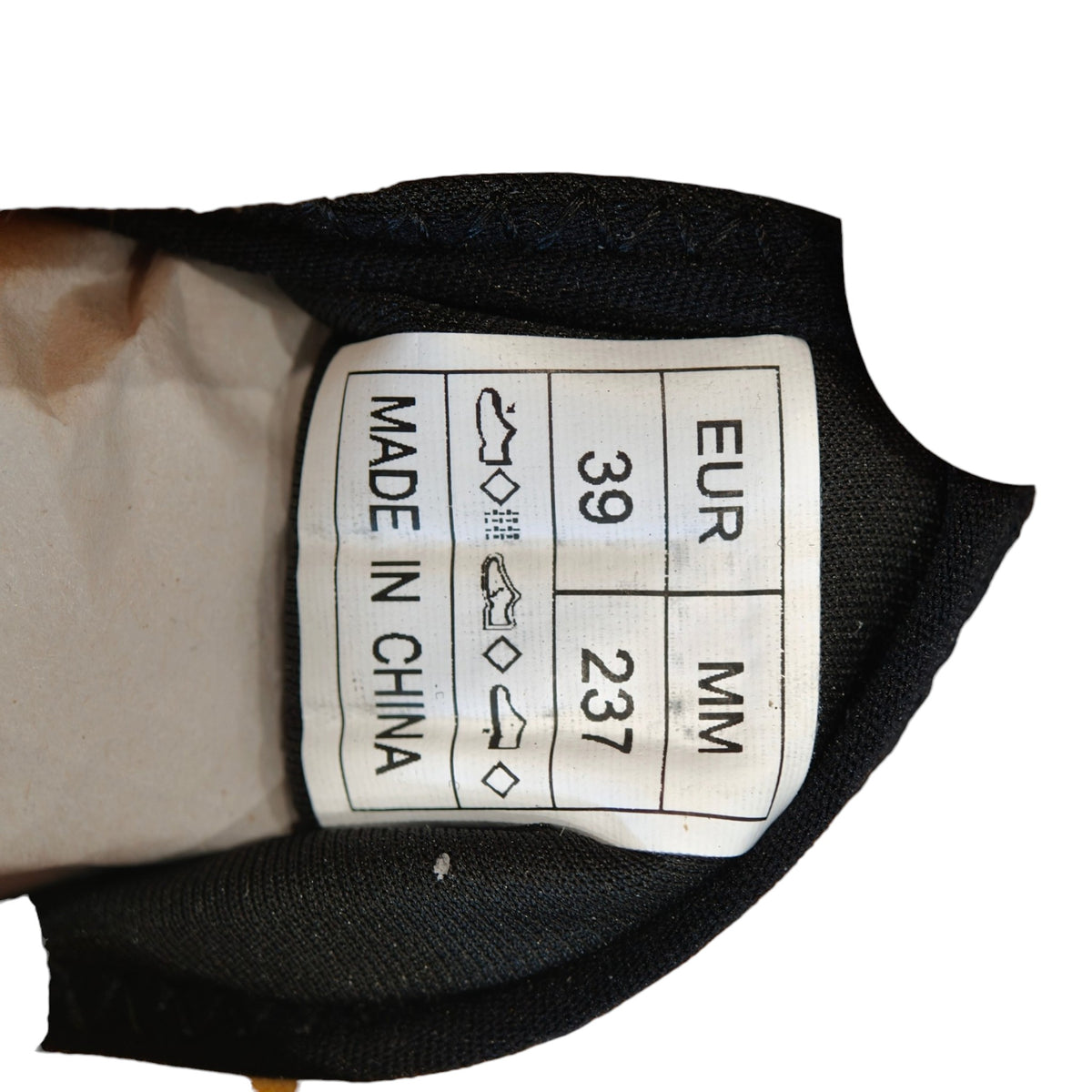 Unbranded Climbing Shoes - Yellow / Black - EUR 39 - size label